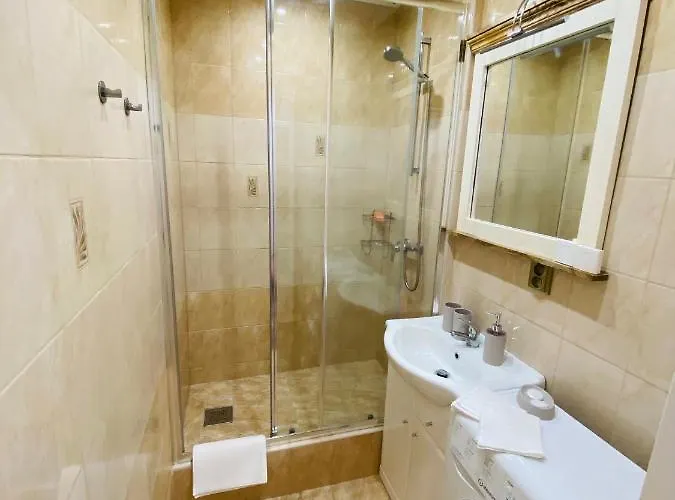 Diana Διαμέρισμα Κάρλοβι Βάρι